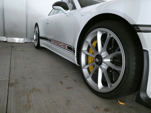 velg porsche 911R