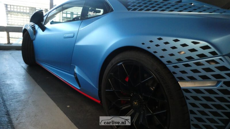 Lamborghini Huracan STO carlive carspot