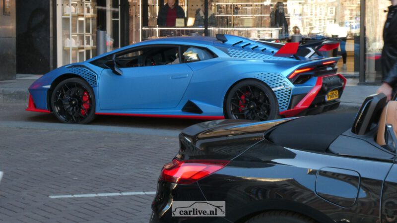 Lamborghini Huracan STO carlive carspot