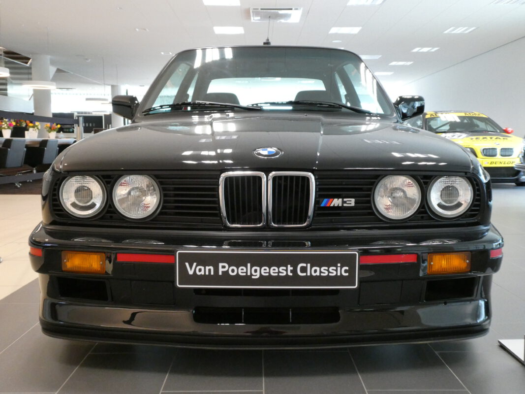 voorzijde bmw m3 e30 sport evolution