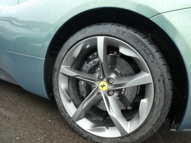 velg Ferrari