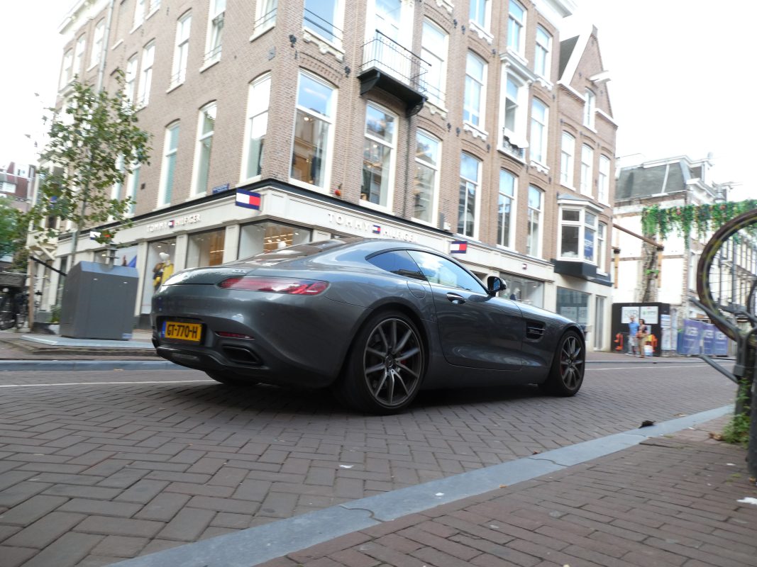 Mooie foto's : auto's in Amsterdam carlive