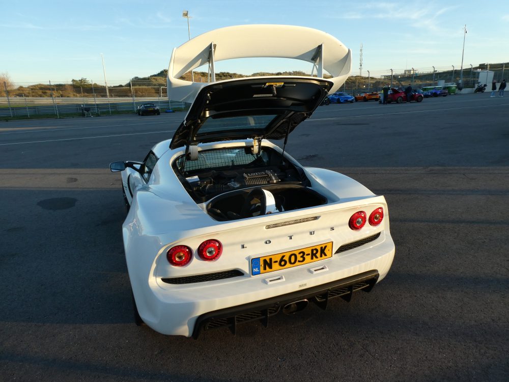 lotus-on-track-12-11-2022 carlive