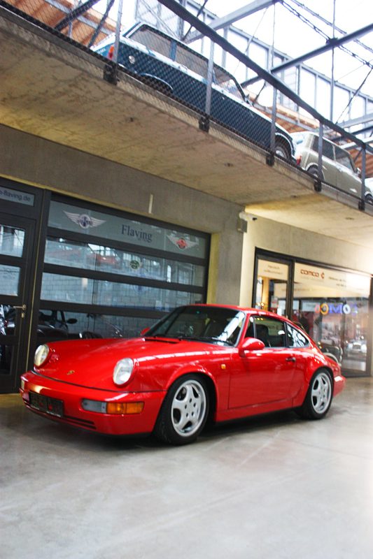 Porsche 911 rs in Classic Remise Düsseldorf, juli 2023. carspot foto's door carlive.nl