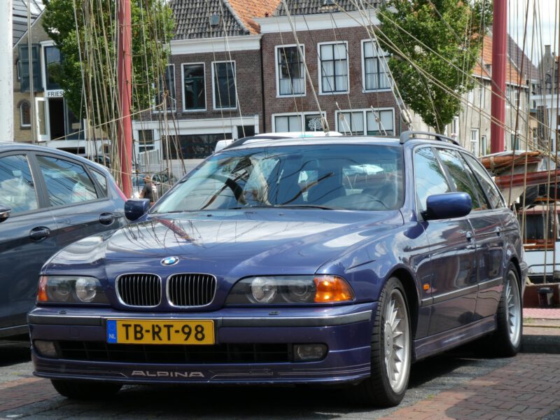 Youngtimer Alpina B10 4.6 gespot