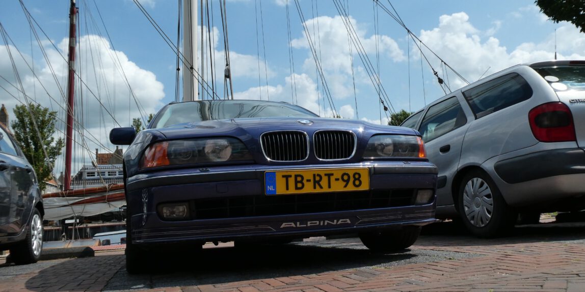 Youngtimer Alpina B10 4.6 gespot