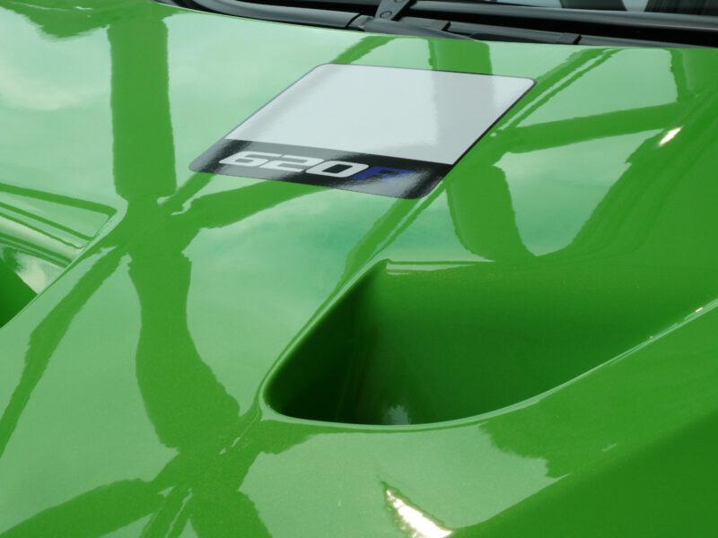 Supercar groene McLaren 620R carspot